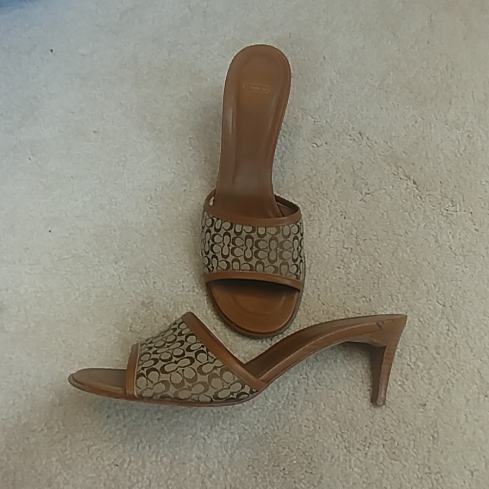 Coach Heels - Picture 2 of 5